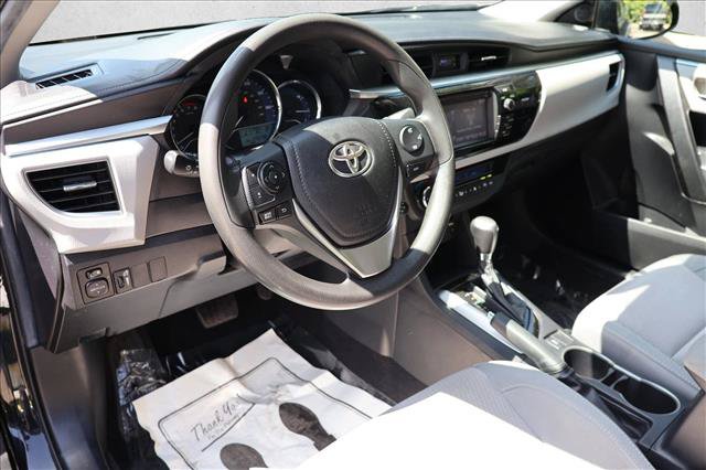 Used 2015 Toyota Corolla LE FWD image 10