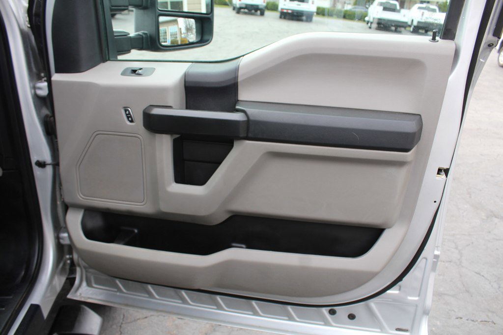 Used 2018 Ford F350 XL w/ Power Equipment Group image 24