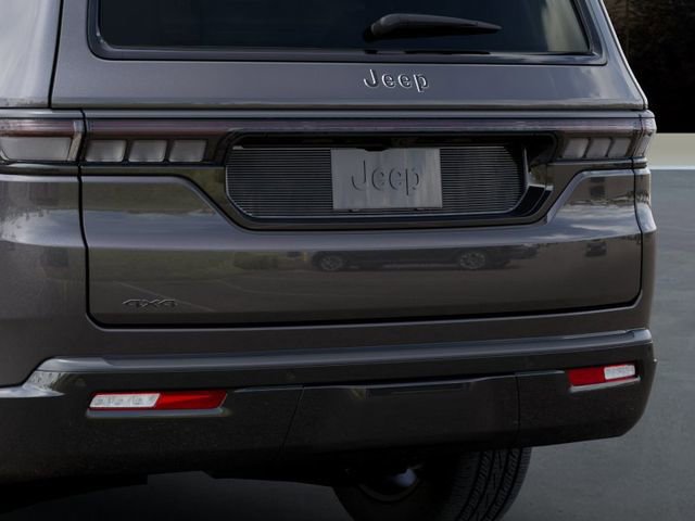 New 2026 Jeep Grand Wagoneer Limited AWD/4WD image 13