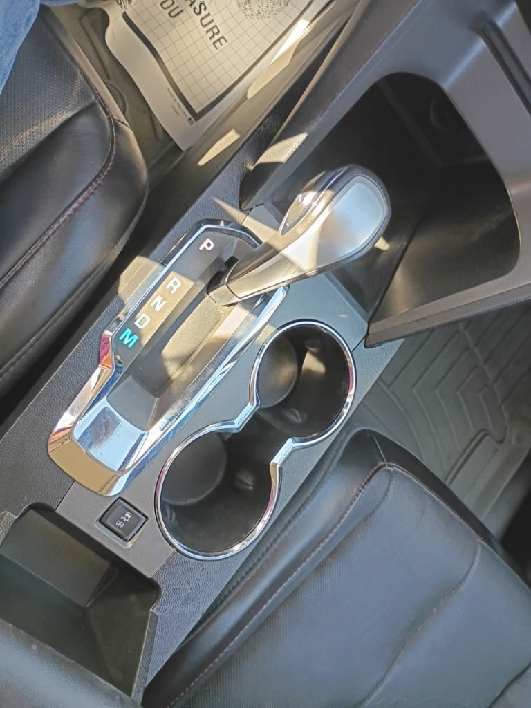 Used 2015 Chevrolet Equinox LTZ AWD/4WD image 18