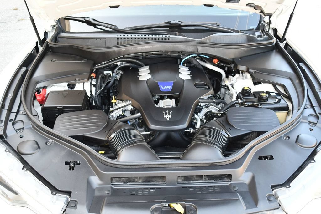 Used 2022 Maserati Levante Modena AWD/4WD image 81