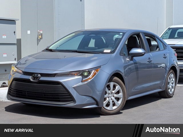 Used 2024 Toyota Corolla LE image 1
