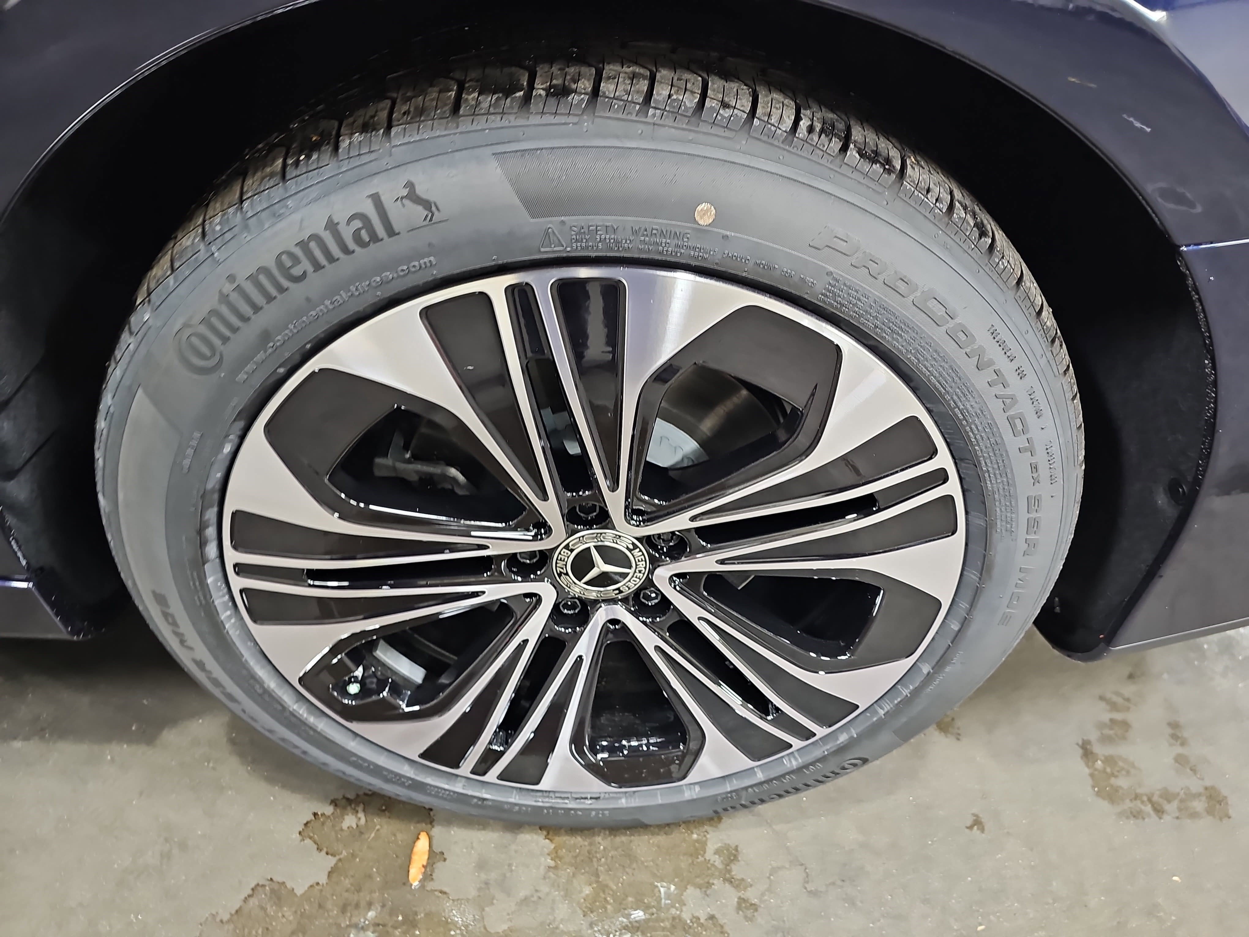 New 2026 Mercedes-Benz E 350 4MATIC Sedan image 35