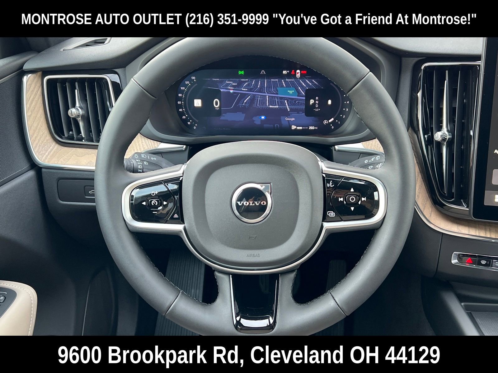 New 2026 Volvo XC60 B5 Plus w/ Protection Package Premier AWD/4WD image 24