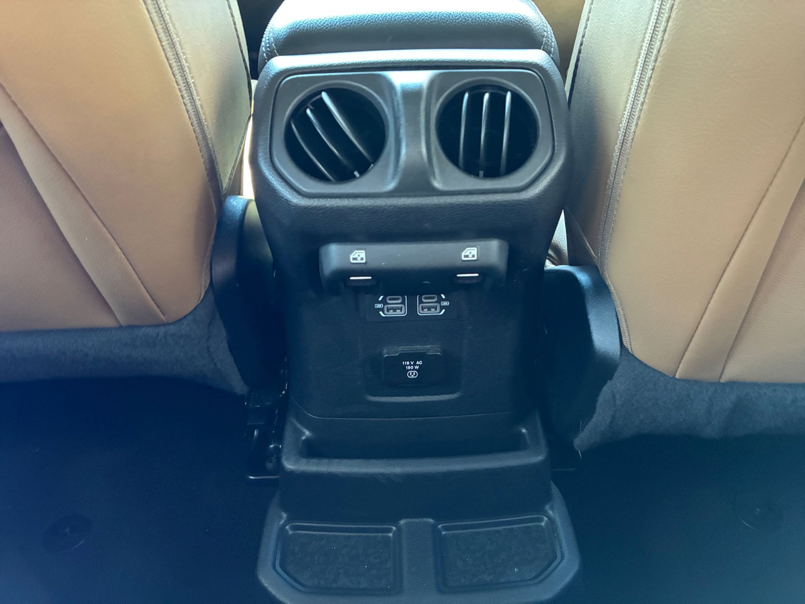 Used 2021 Jeep Wrangler Unlimited Sahara image 31