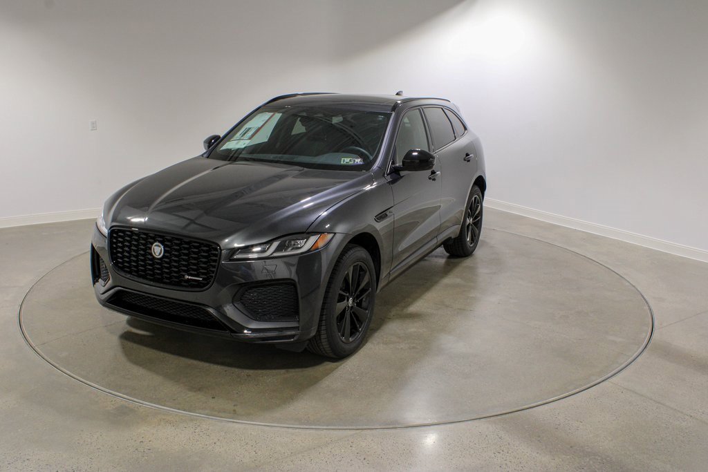 New 2025 Jaguar F-PACE R-Dynamic S image 1