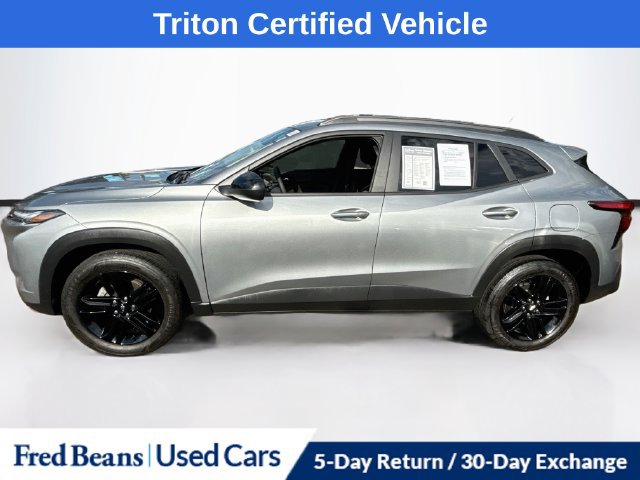 Used 2025 Chevrolet Trax ACTIV w/ Sunroof Package FWD image 5