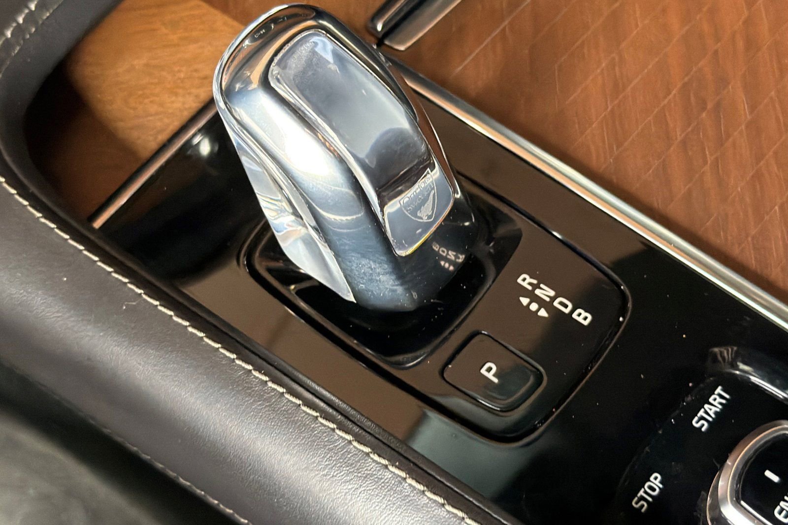 Used 2017 Volvo XC90 T8 Excellence image 22