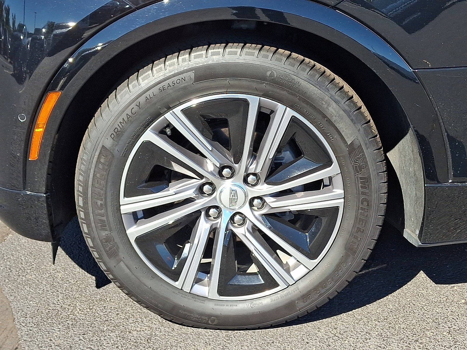 Certified 2024 Cadillac Lyriq Luxury AWD/4WD image 10