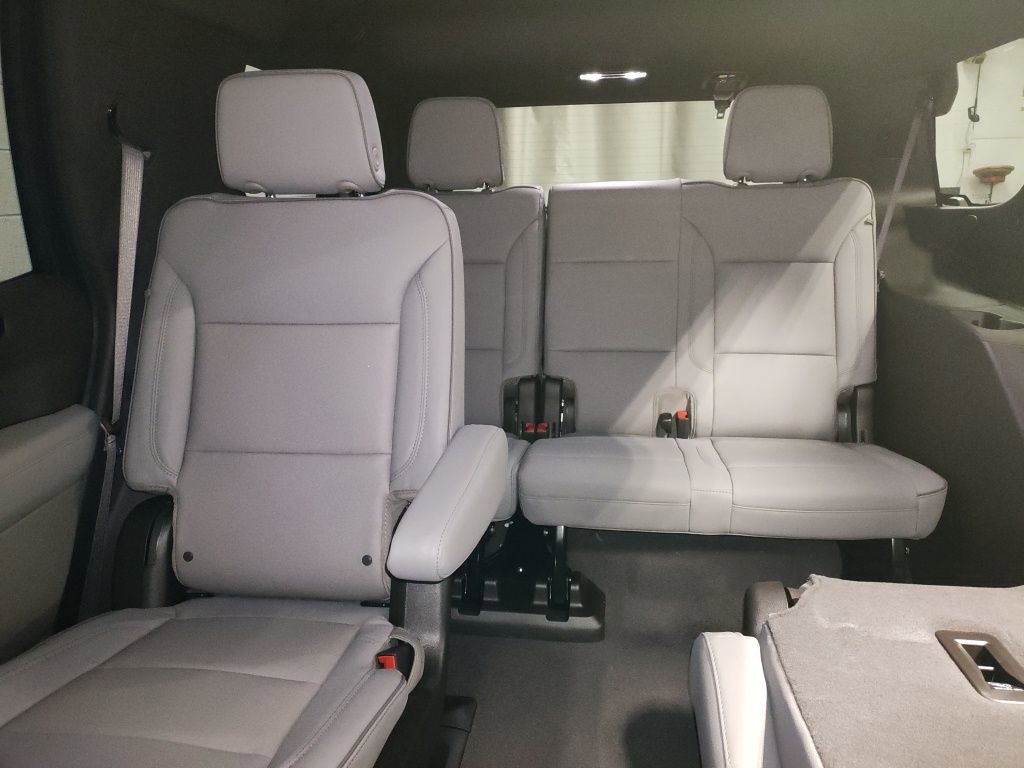 New 2026 GMC Yukon Elevation image 29