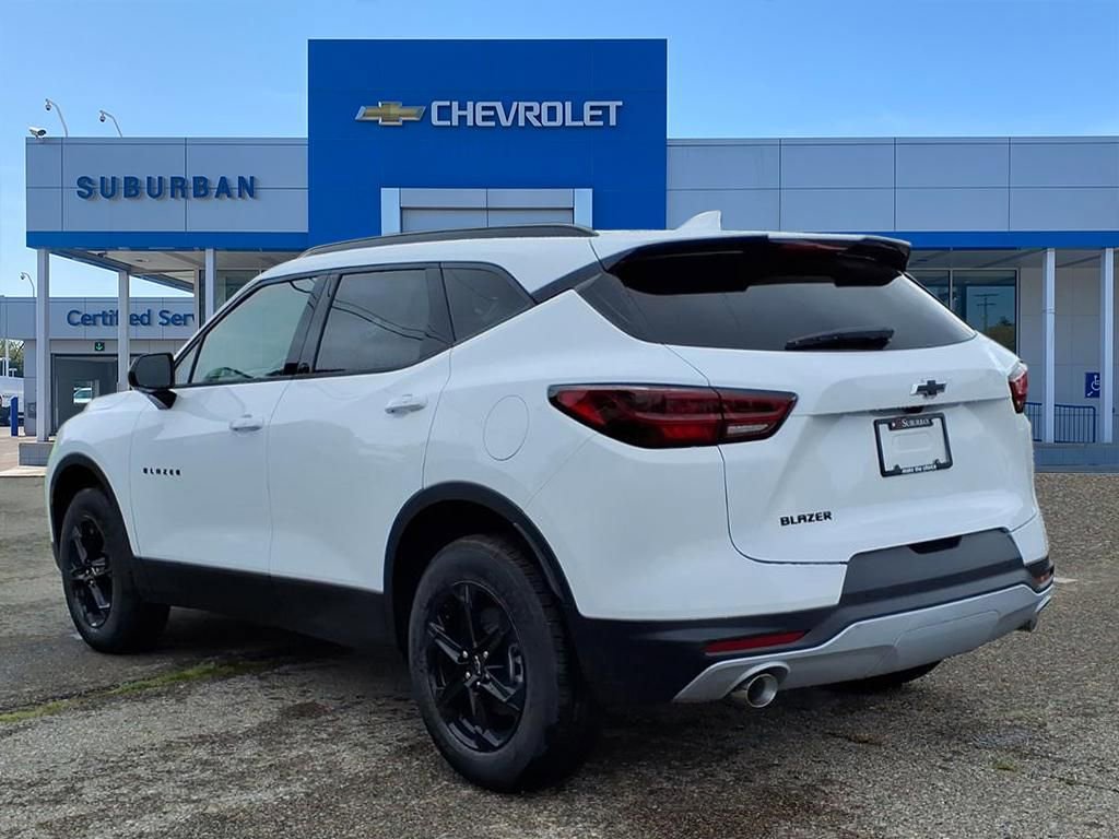 New 2025 Chevrolet Blazer LT w/ Convenience Package image 6