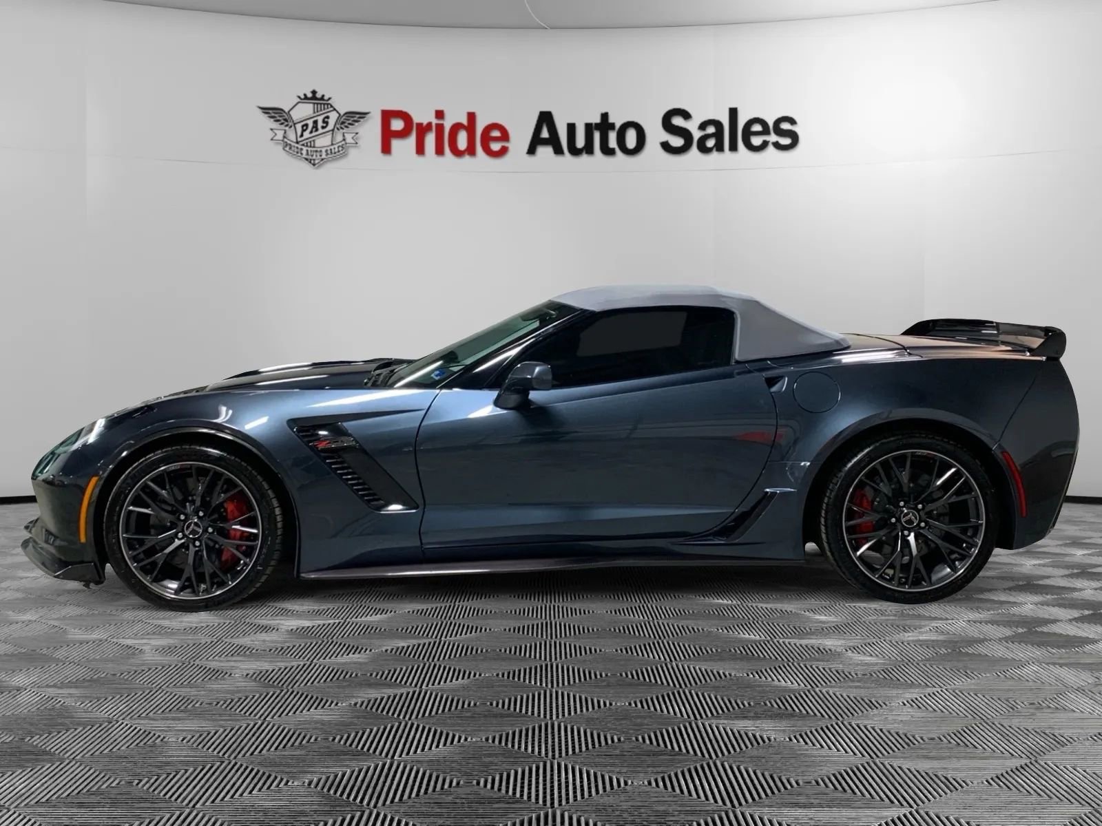 Used 2019 Chevrolet Corvette Z06 image 4