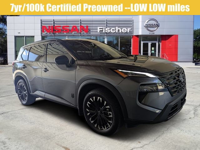Used 2026 Nissan Rogue Dark Armor FWD image 1
