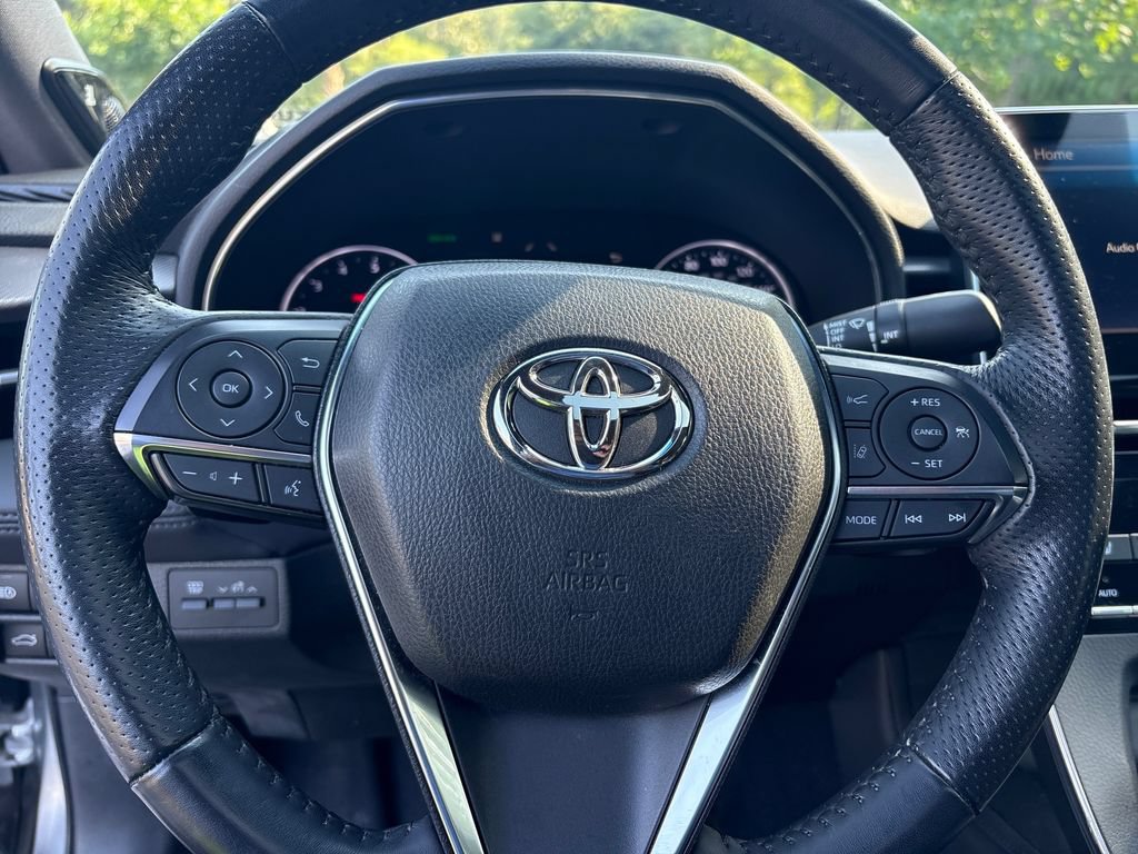 Used 2019 Toyota Avalon XSE w/ All Weather Liner Package FWD image 14