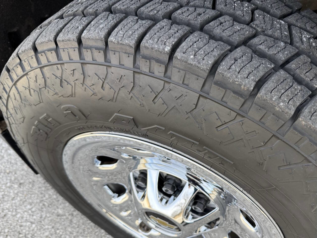 Used 2016 Chevrolet Silverado 3500 W/T AWD/4WD image 20
