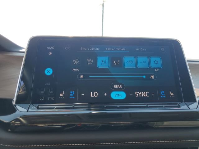 Certified 2025 Volkswagen Atlas SE w/ Panoramic Sunroof Package FWD image 20