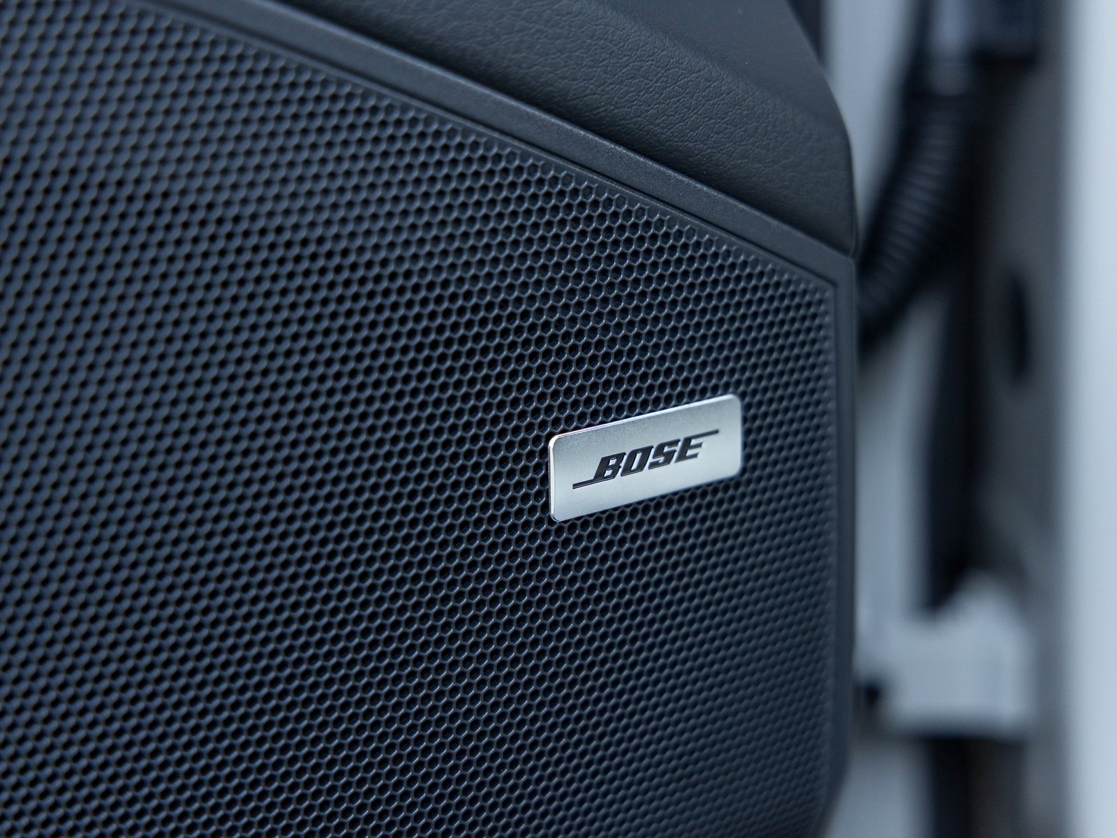 New 2026 Porsche Cayenne image 24