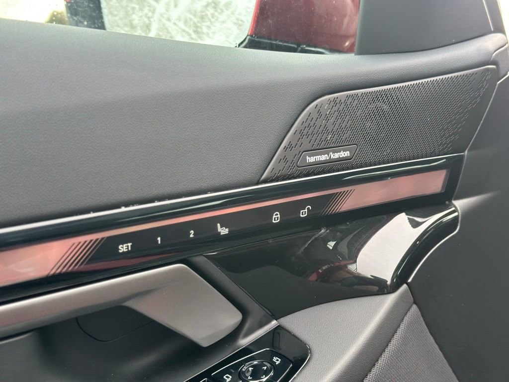 New 2026 BMW 530i xDrive AWD/4WD image 19