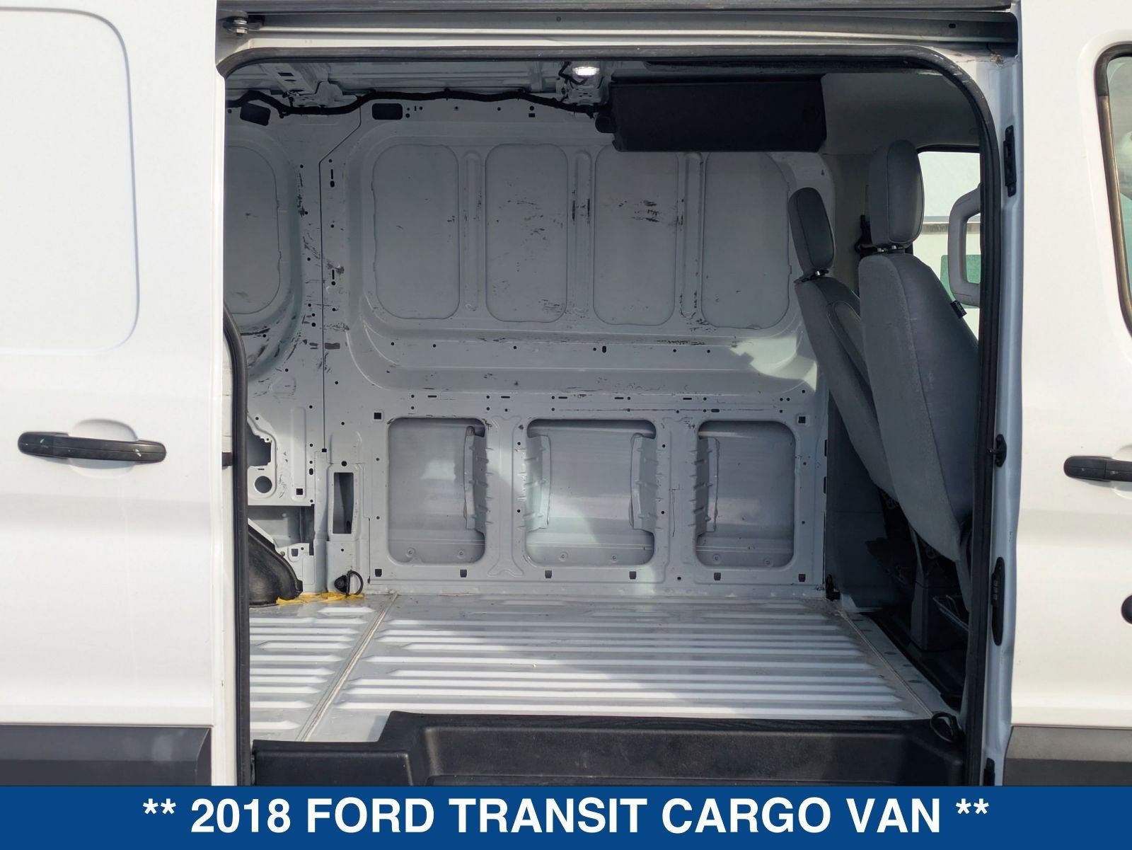 Used 2018 Ford Transit 250 130 WB LOW ROOF CARGO image 14