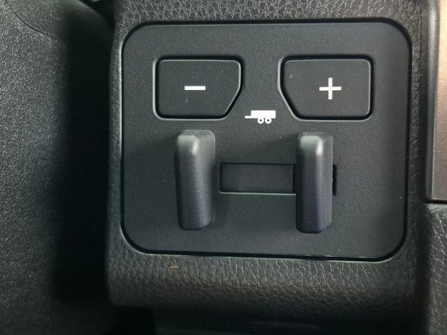 New 2025 Toyota Tacoma SR5 image 17