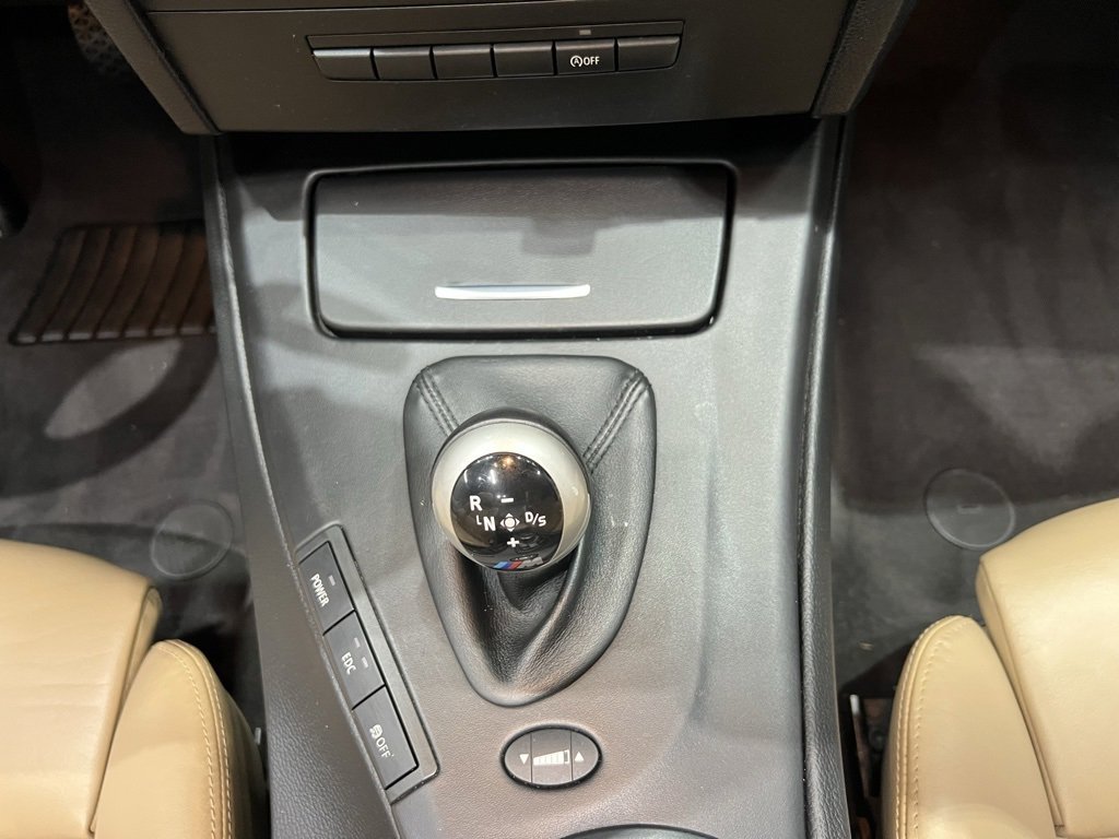 Used 2012 BMW M3 Convertible image 48