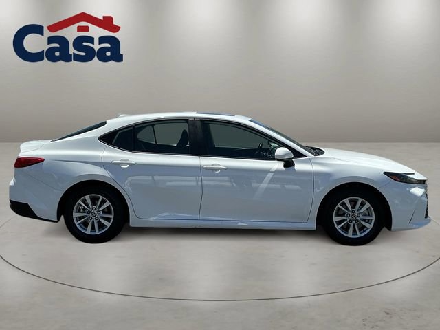 Used 2025 Toyota Camry LE w/ Convenience Package FWD image 4
