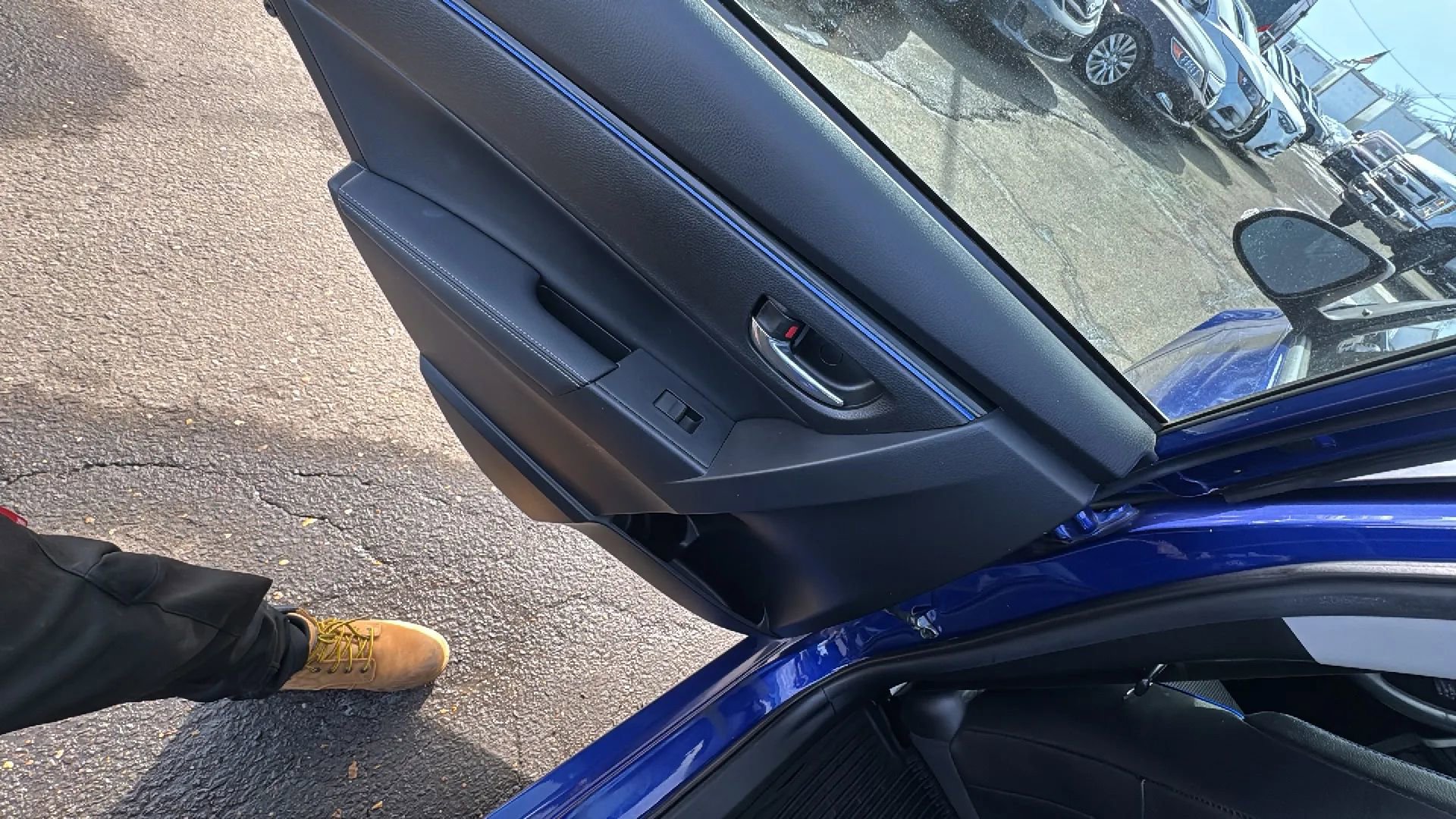 Used 2017 Toyota Corolla SE image 24