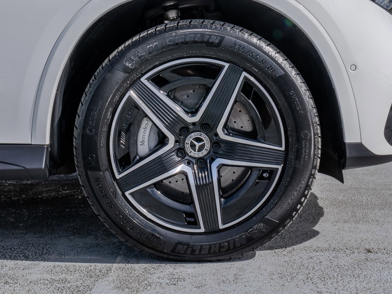 Certified 2025 Mercedes-Benz GLC 300 4MATIC image 15