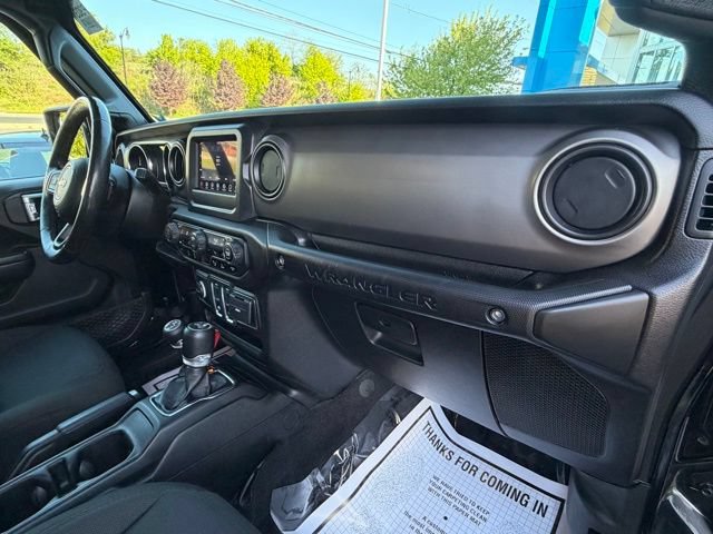 Used 2021 Jeep Wrangler Sport AWD/4WD image 38