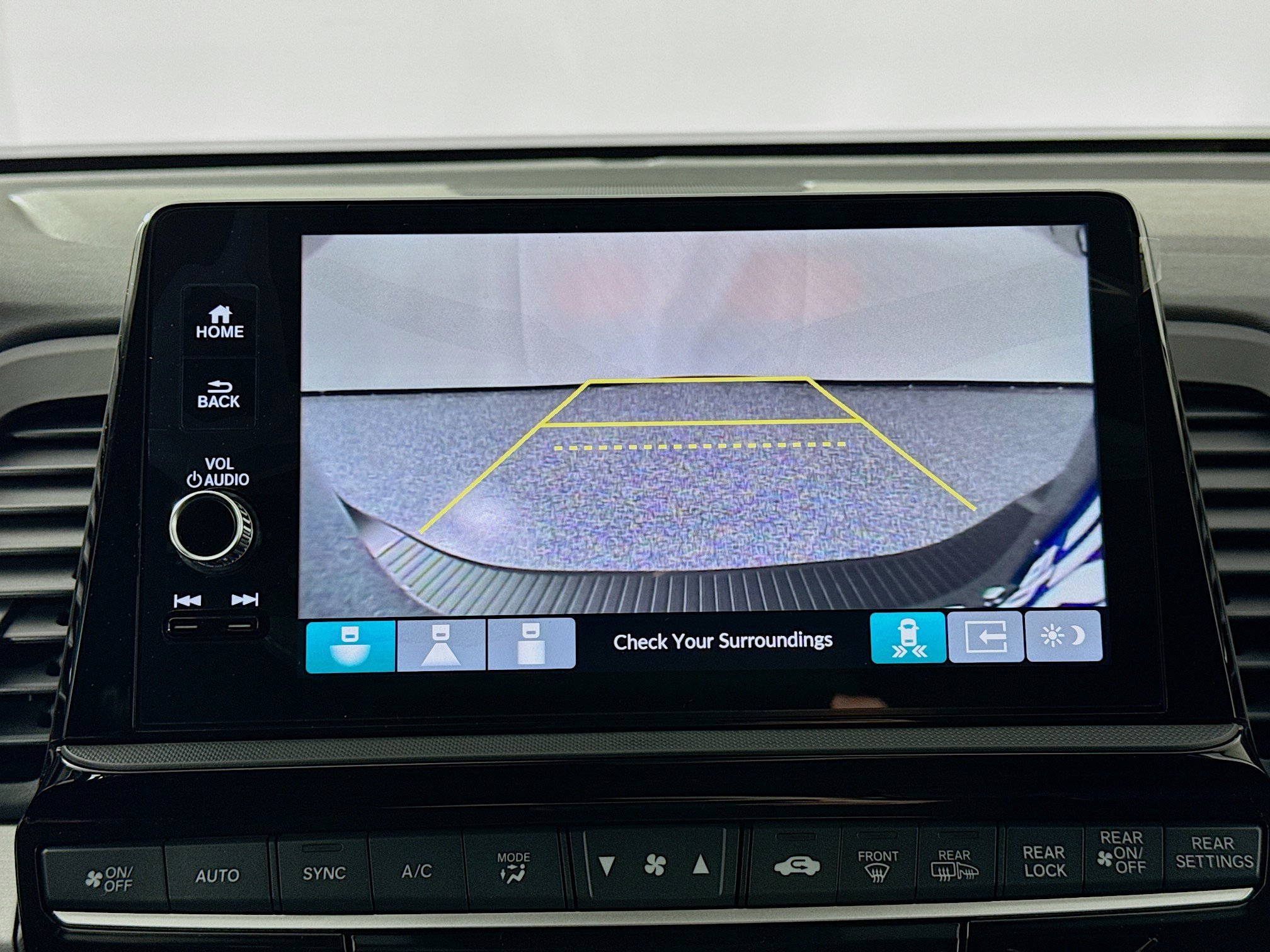 New 2026 Honda Odyssey Touring image 14