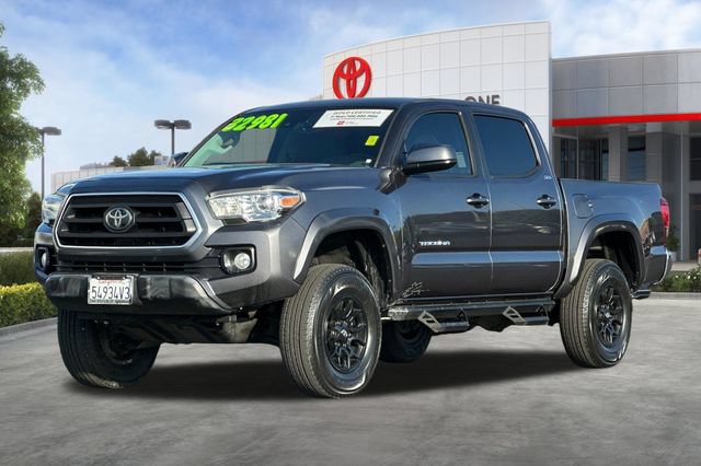 Certified 2022 Toyota Tacoma SR5 RWD image 10