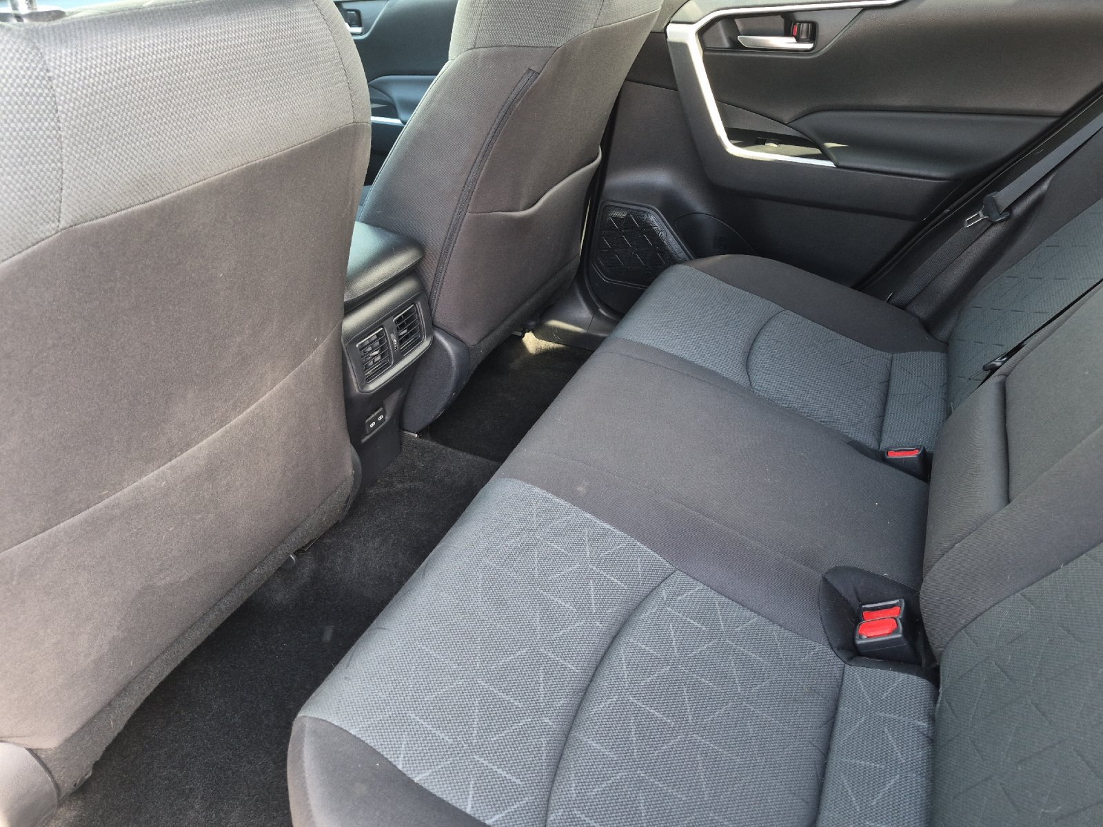 Certified 2025 Toyota RAV4 XLE w/ Convenience Package AWD/4WD image 11