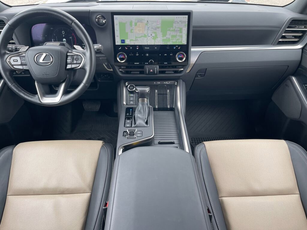 Used 2024 Lexus GX 550 AWD/4WD image 35