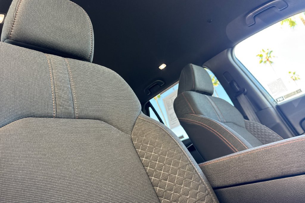 Certified 2024 Honda Pilot Sport image 21