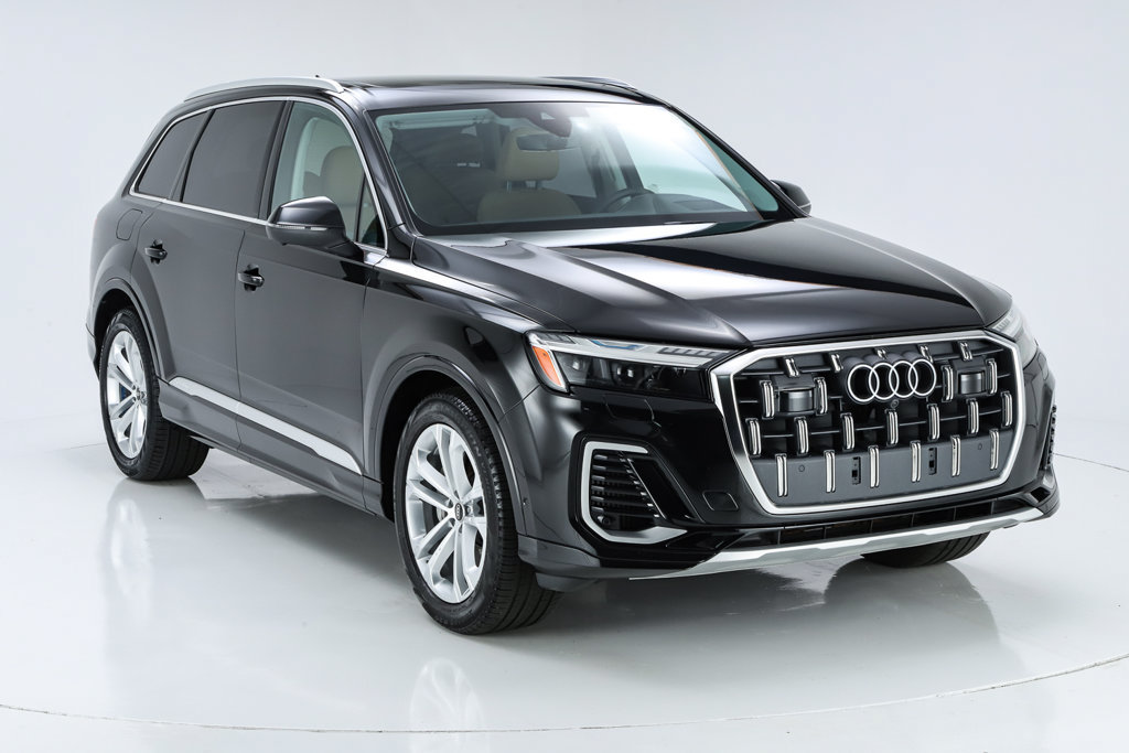 Used 2025 Audi Q7 3.0T Prestige w/ Prestige Package AWD/4WD image 19