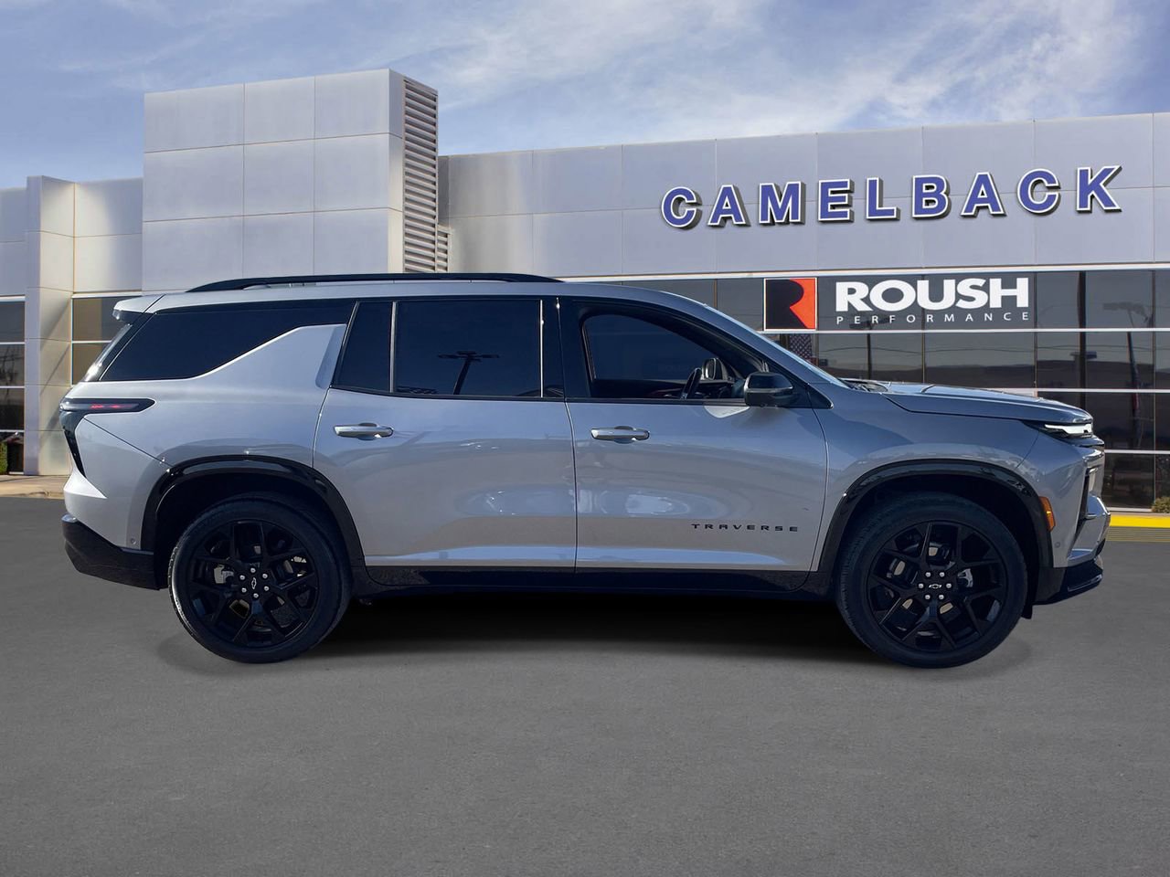 Used 2024 Chevrolet Traverse RS w/ LPO, Floor Liner Package AWD/4WD image 7