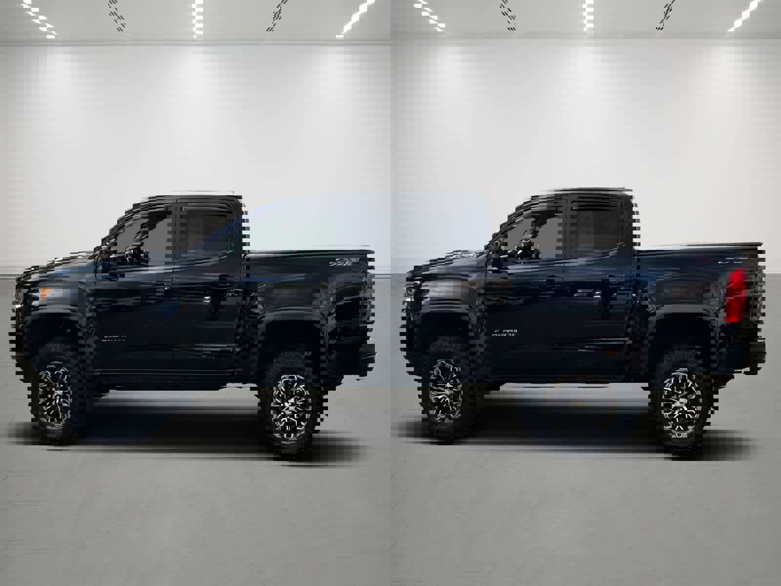 Used 2022 Chevrolet Colorado ZR2 image 2