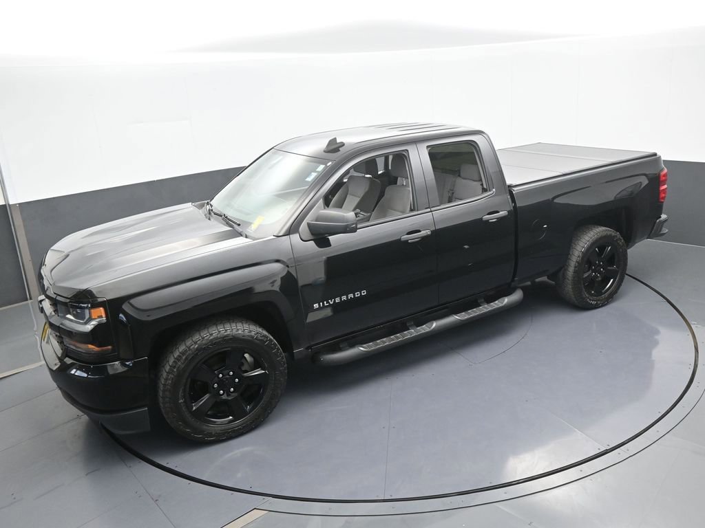 Used 2018 Chevrolet Silverado 1500 Custom w/ Custom Value Package image 42