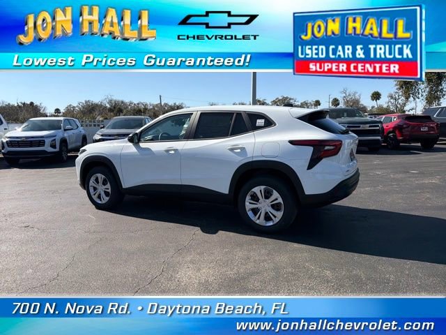 Used 2026 Chevrolet Trax LS image 7