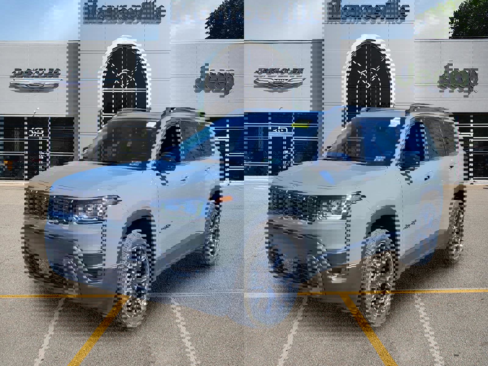 New 2026 Jeep Cherokee Overland image 1