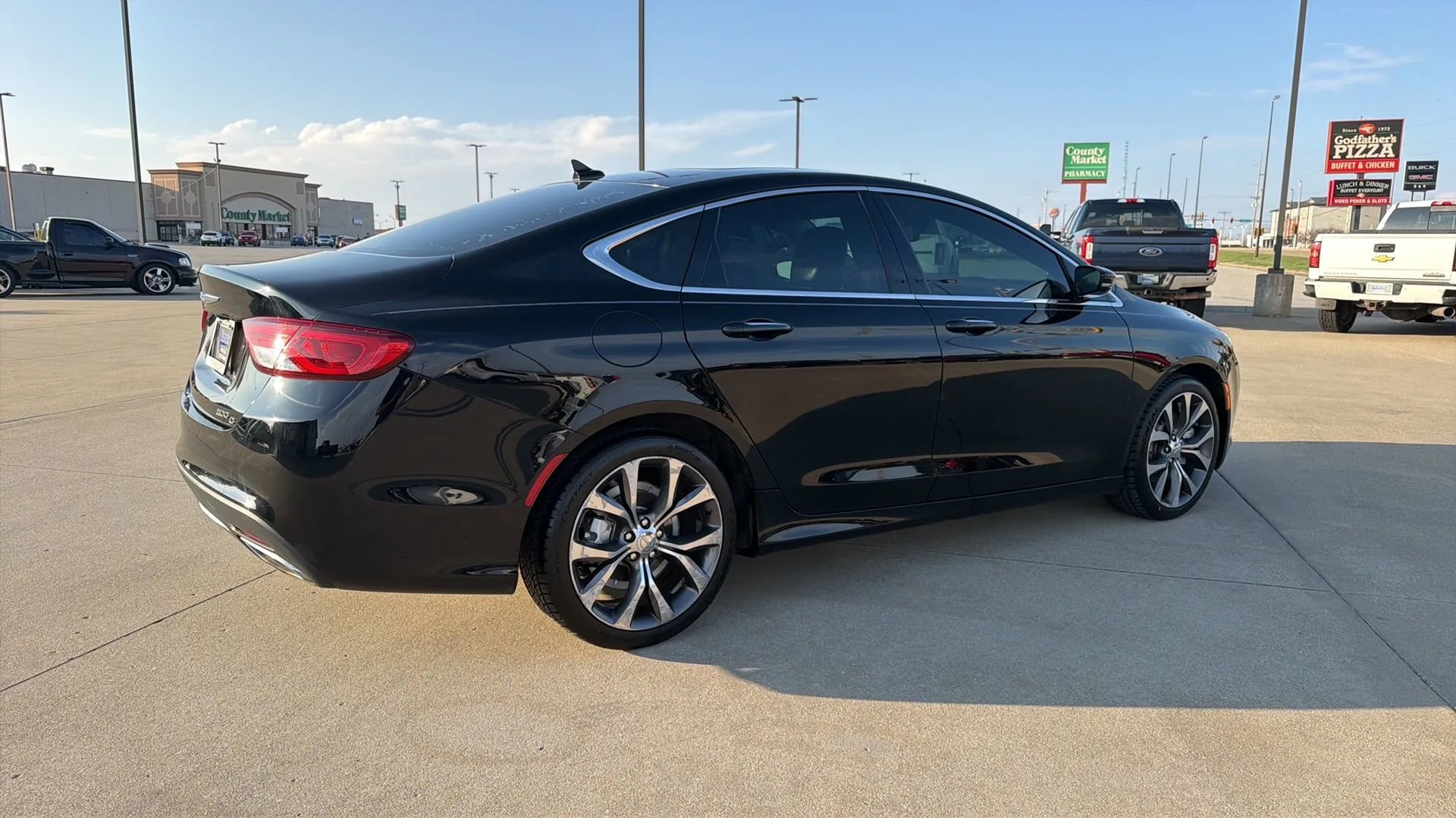Used 2015 Chrysler 200 C w/ Navigation & Sound Group I image 20