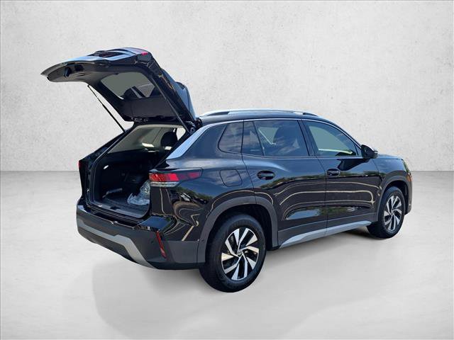 Used 2025 Volkswagen Tiguan S image 2