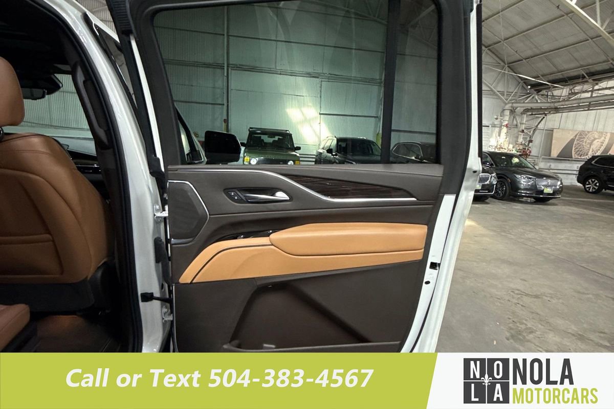 Used 2021 Cadillac Escalade ESV Sport w/ Heavy-Duty Trailer Package image 27