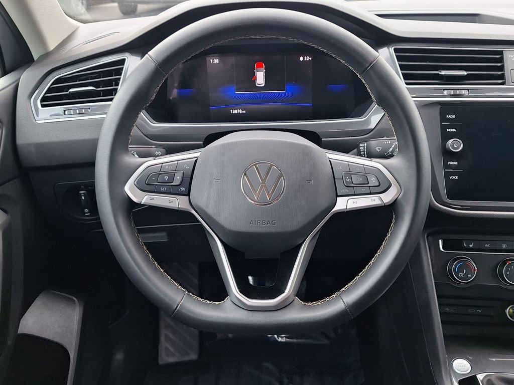 Used 2024 Volkswagen Tiguan S image 15