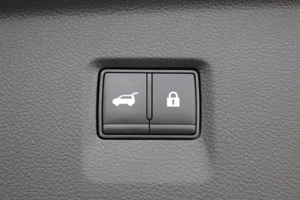 Used 2025 INFINITI QX60 Luxe w/ Cargo Package FWD image 33
