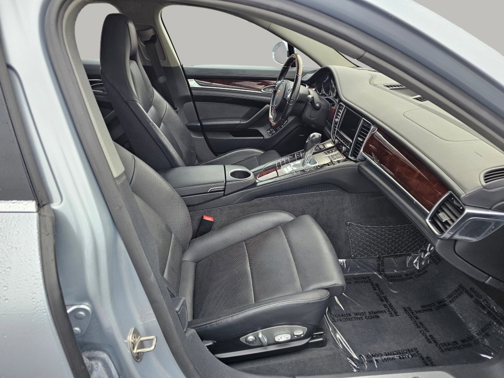 Used 2014 Porsche Panamera S image 23