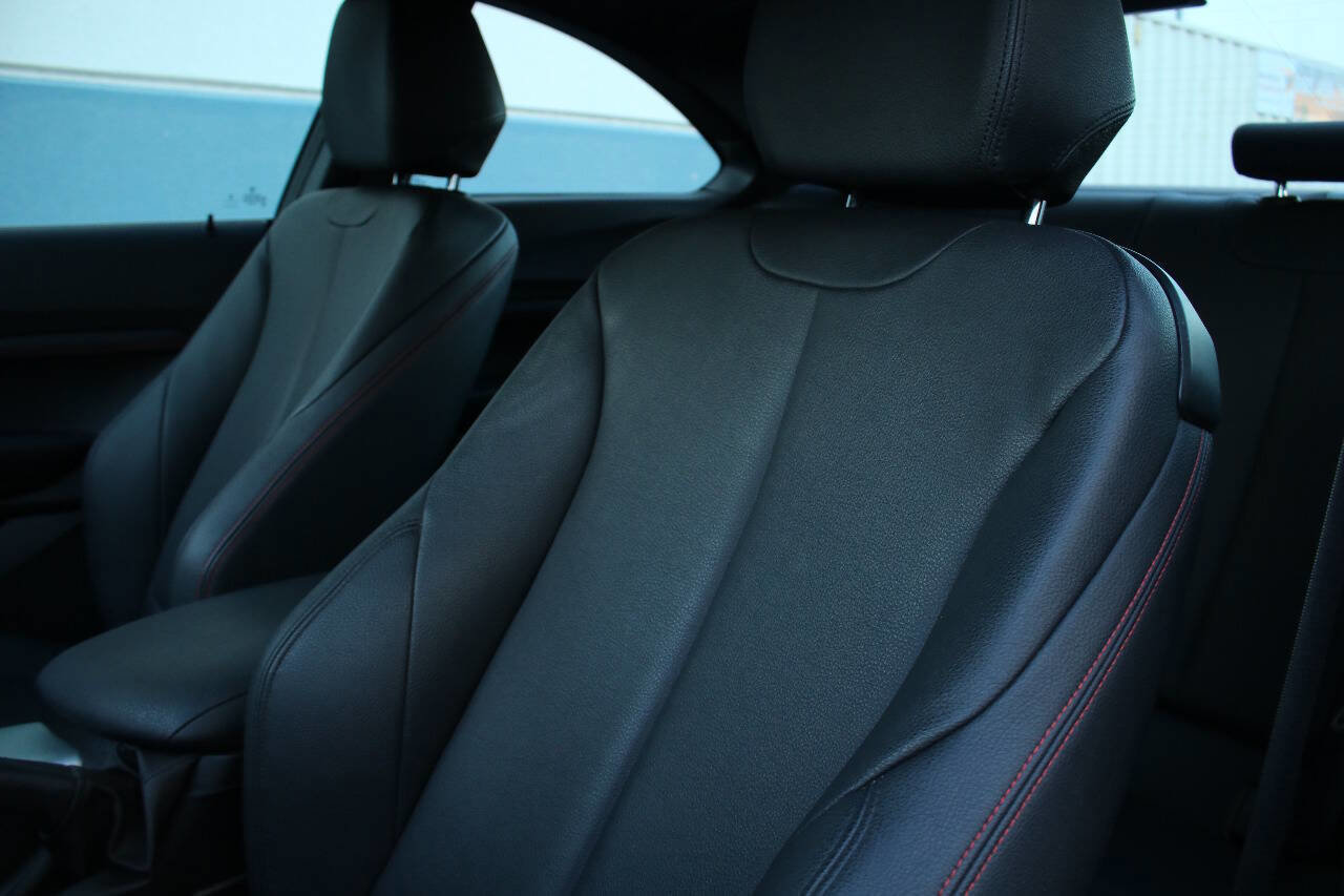 Used 2014 BMW 228i Coupe image 29