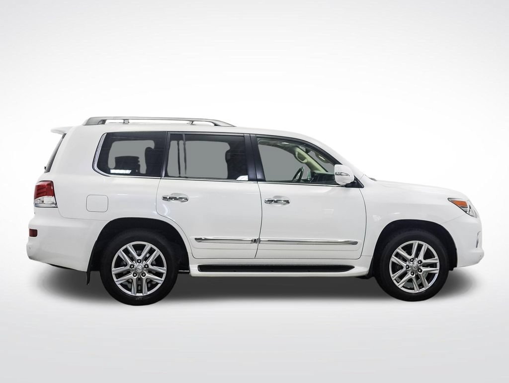 Used 2015 Lexus LX 570 4WD image 6