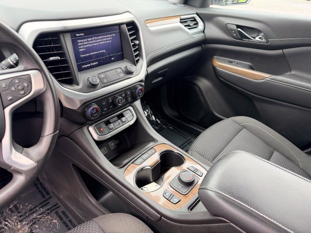 Used 2023 GMC Acadia SLE w/ LPO, Cargo Package AWD/4WD image 29