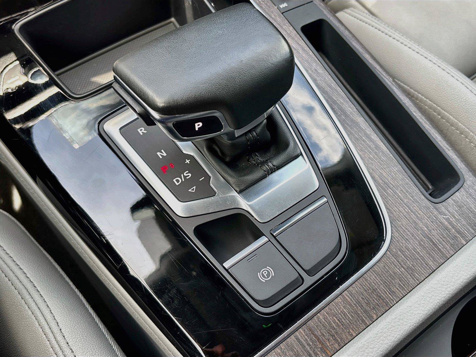 Used 2024 Audi Q5 2.0T Premium Plus AWD/4WD image 16